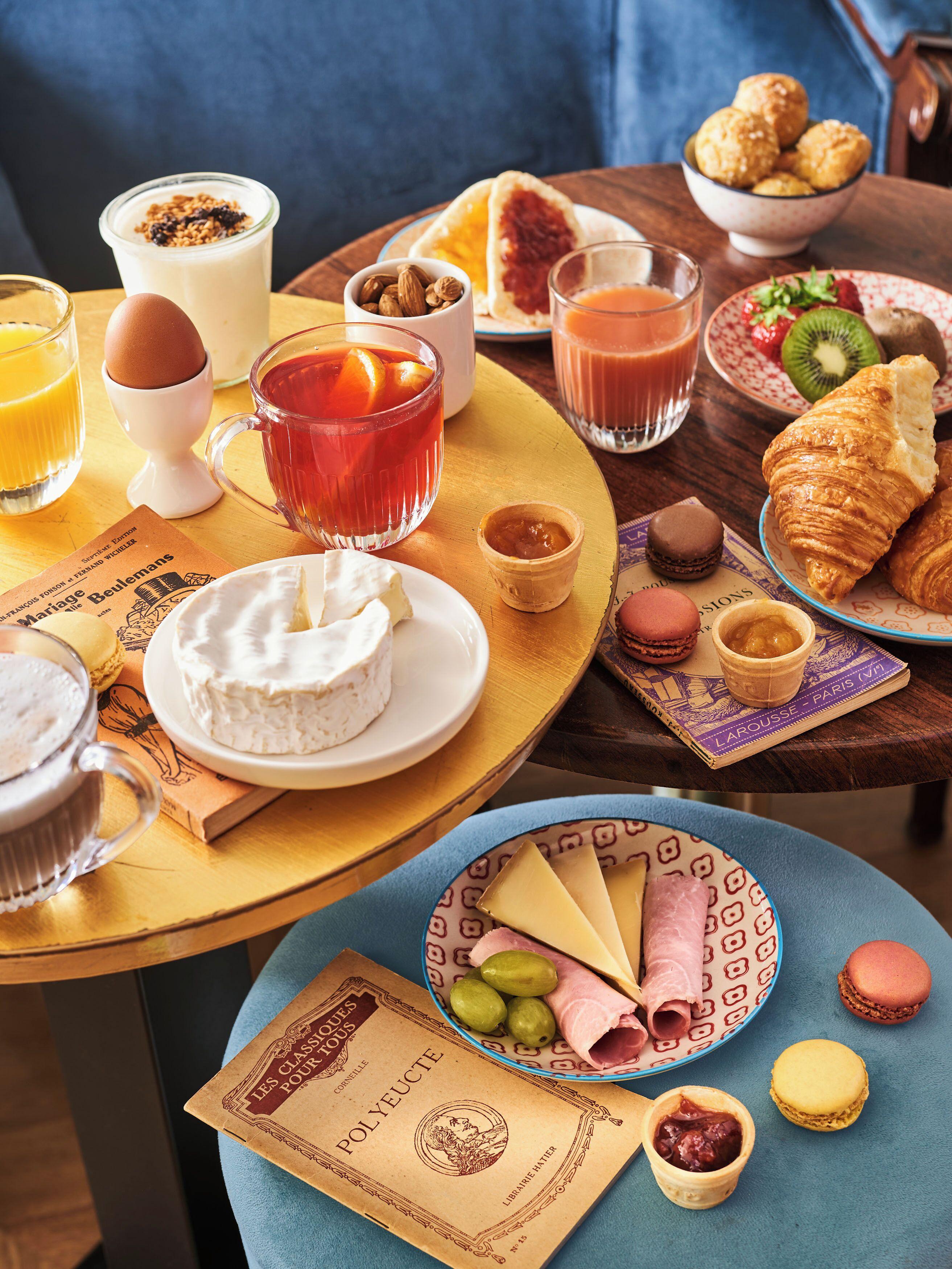 Hotel De Neuve By Happyculture 3*