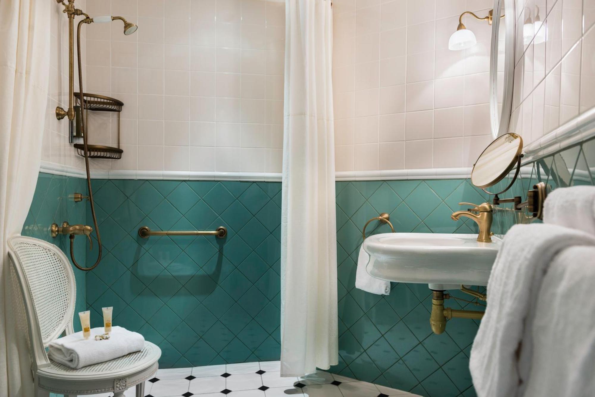 De Neuve By Happyculture 3* Paris