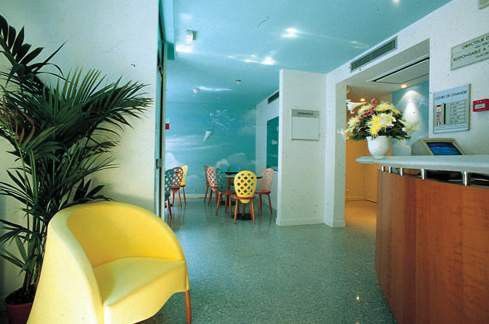 Hotel De Neuve By Happyculture